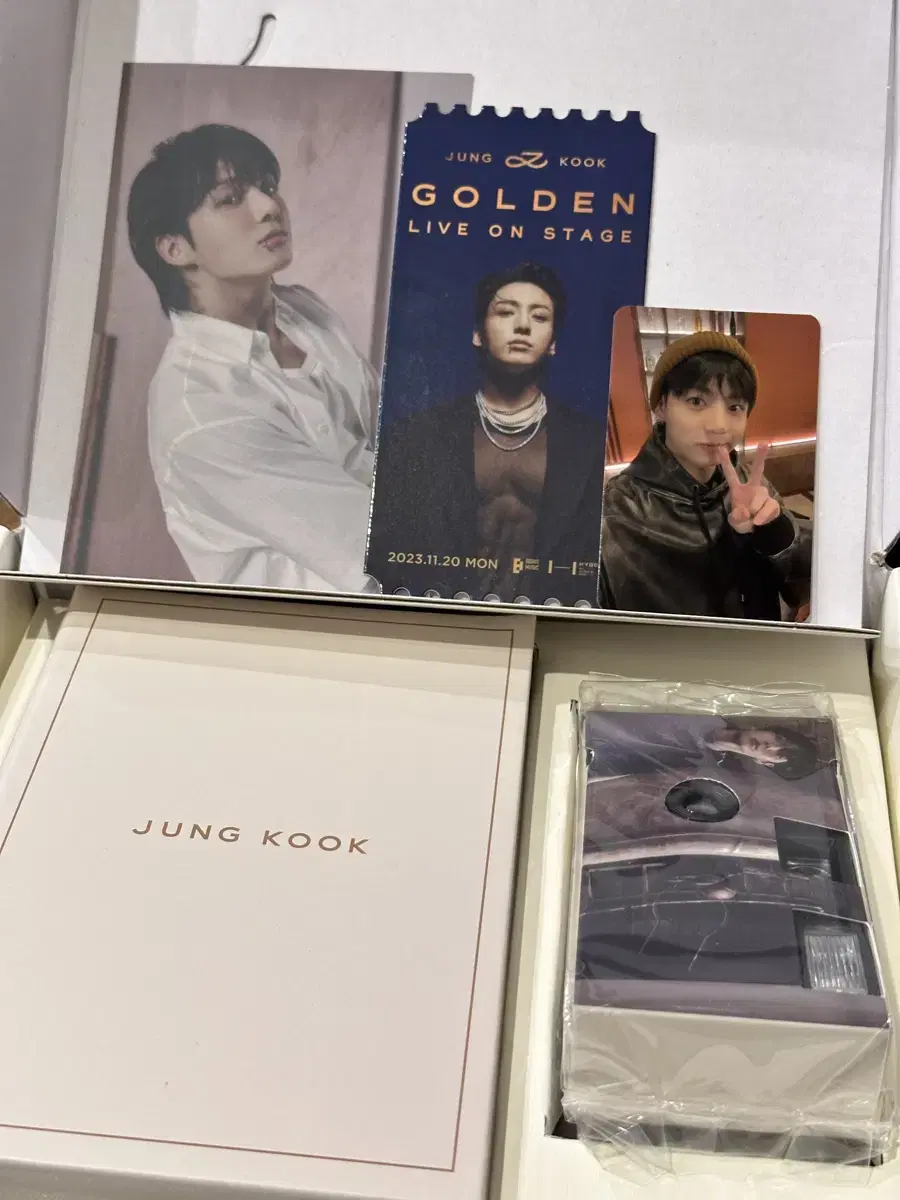 정국 골든 쇼케 역조공 포카 풀박 jk golden show case